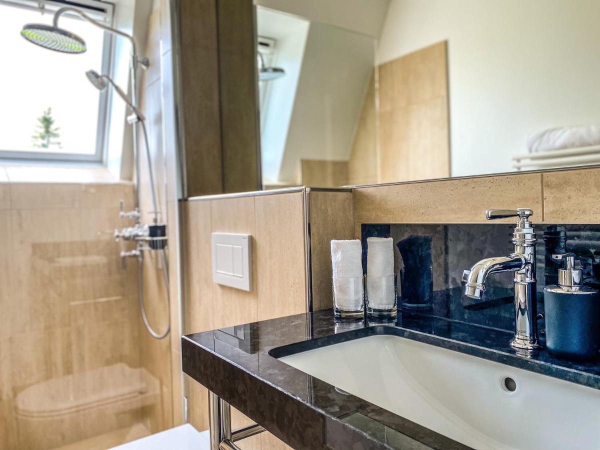 Trompeterschloessle Hotel & Residence Taegerwilen Ngoại thất bức ảnh